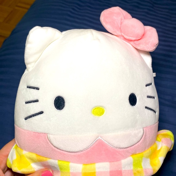 Squishmallows Hello 🐱 Kitty - Picture 2 of 8